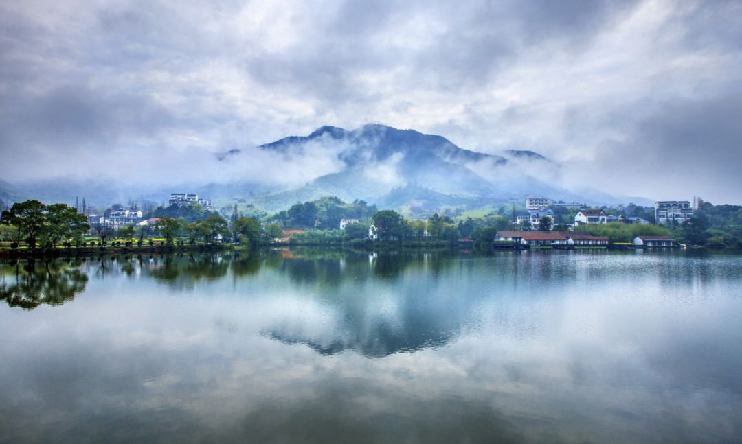 江南水乡诗意浙江画卷